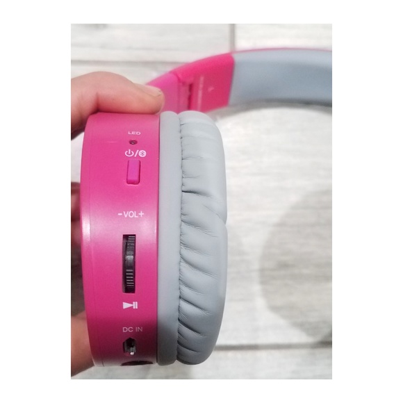 💕Pink Ear Phone 💥Bundle & Save💥 - Picture 4 of 4